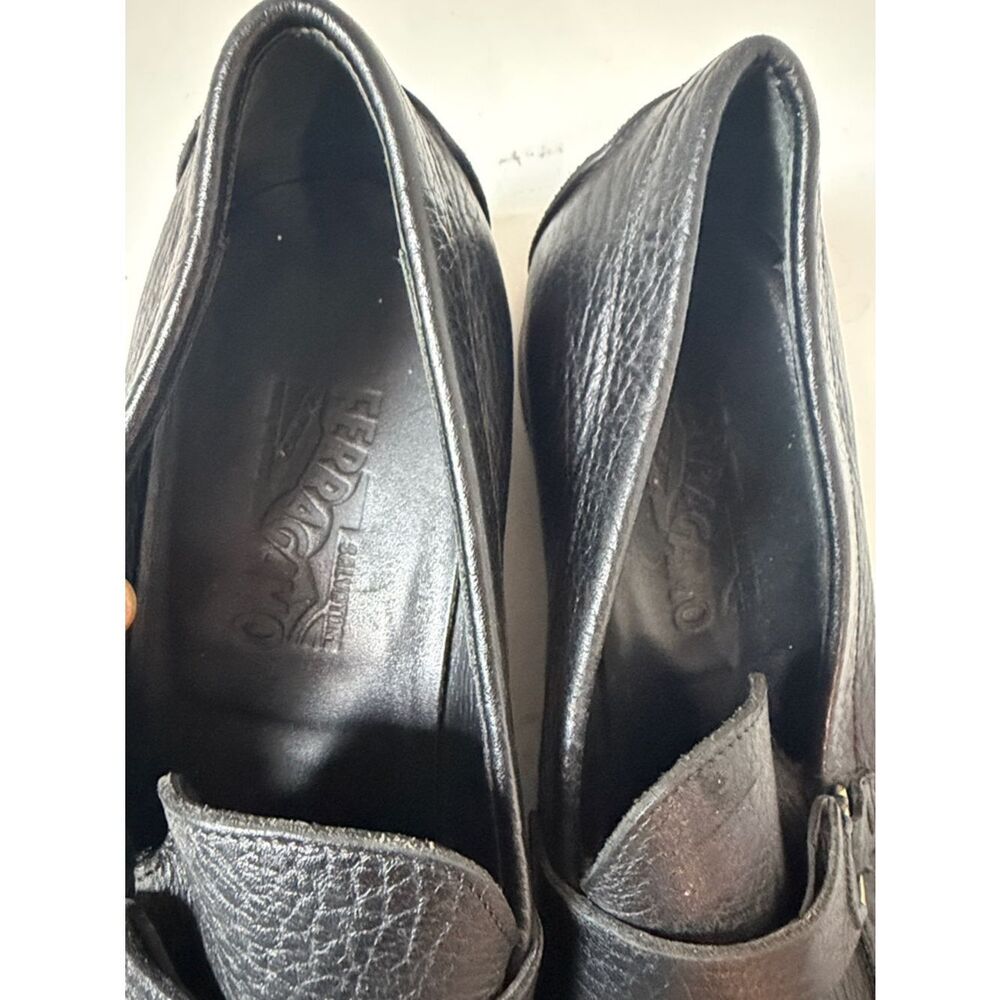 Salvatore Ferragamo Black Leather Slip-On Loafers sz 8.5 - Picture 3 of 4